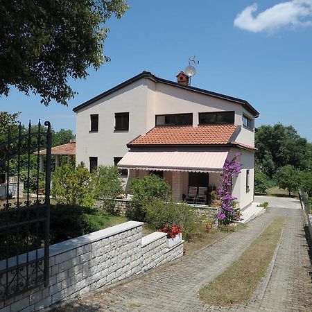 Apartament Vv Pula Habitación foto